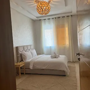  Apartment 2 Bedroom In The Heart Of